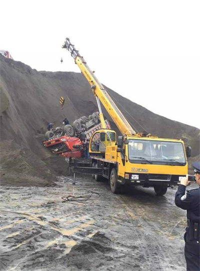 港闸区上犹道路救援